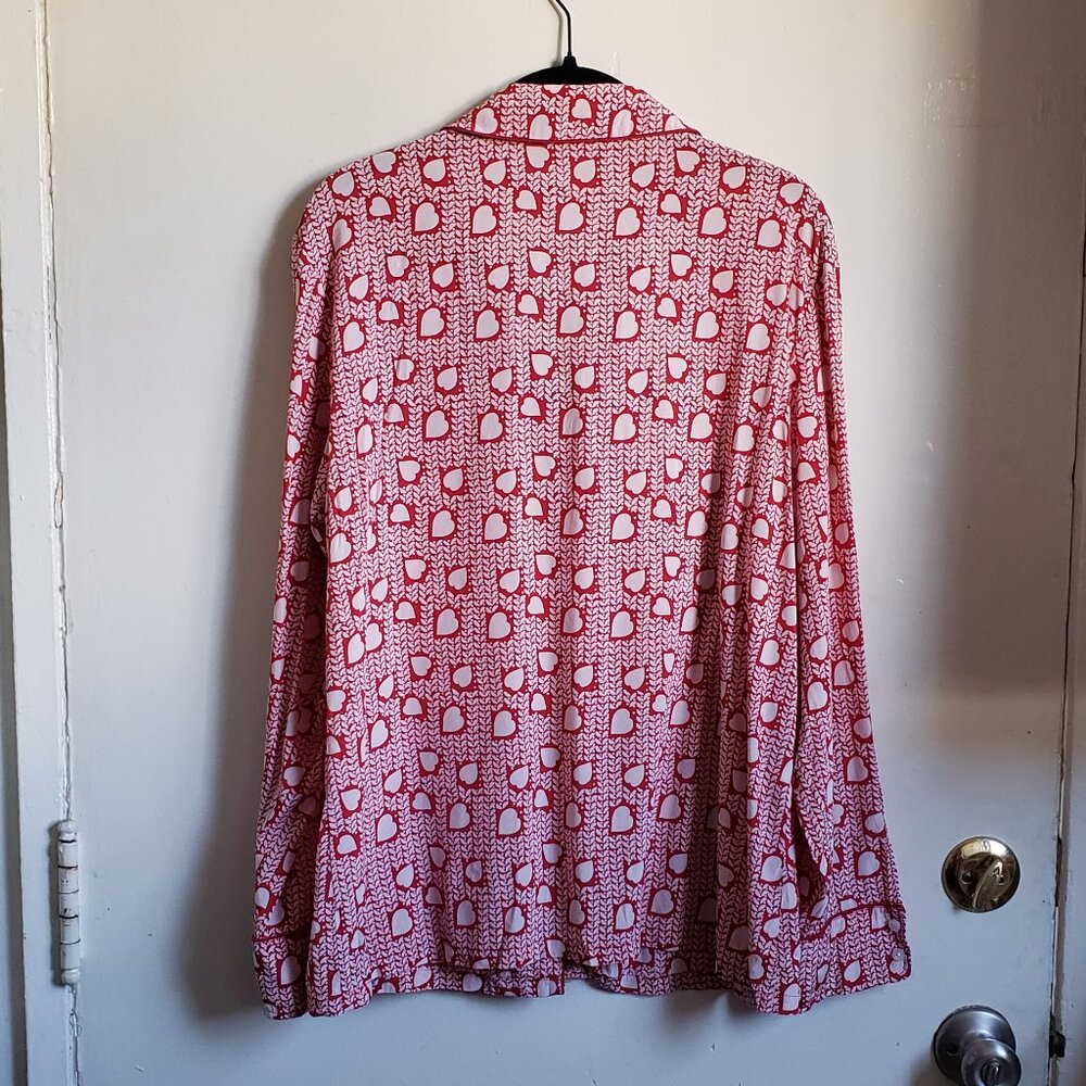 heart print silk pajama top - Picture 3 of 9